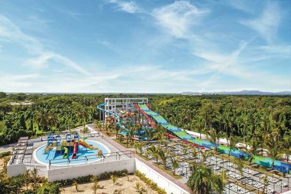 Travel-Bucket-List-2018-RIU-Hotels-Splash-Park