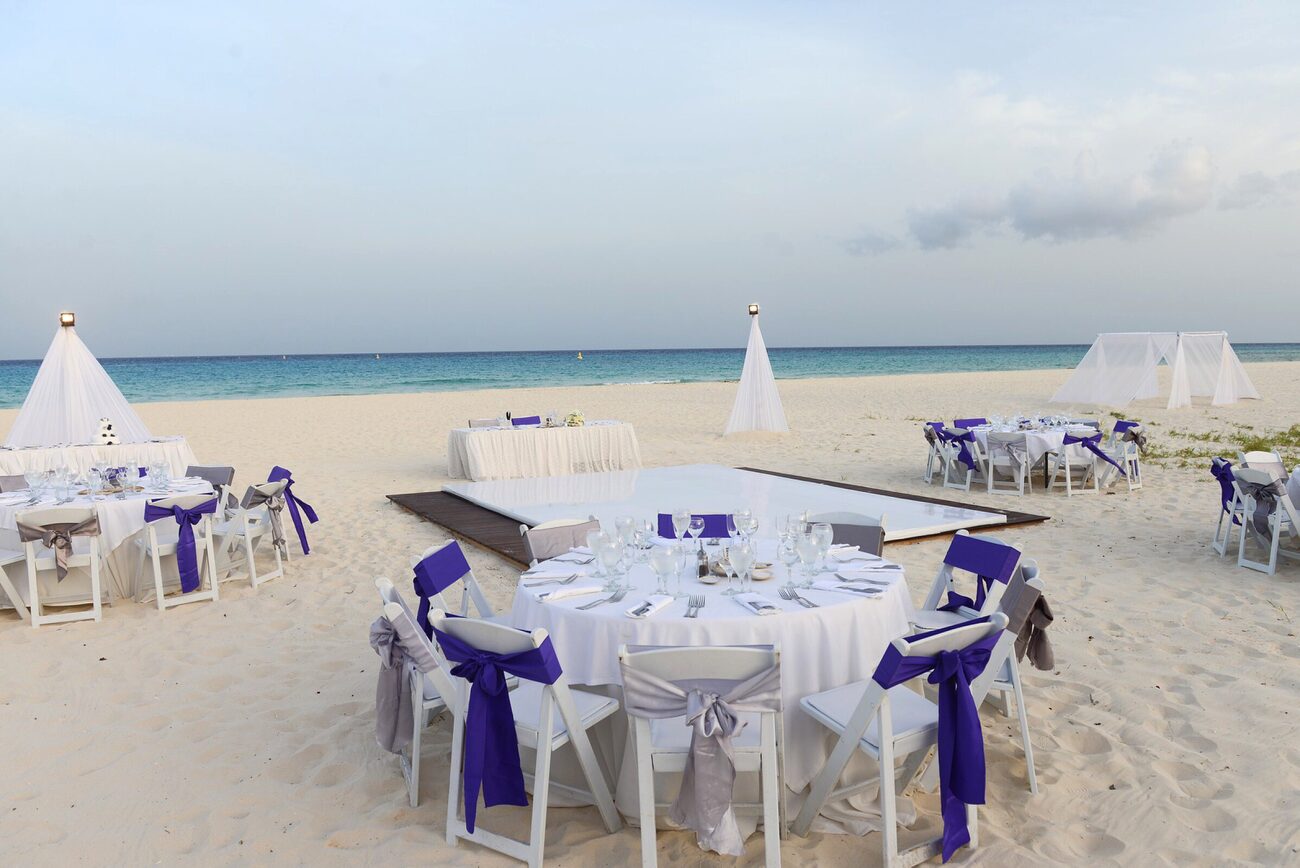 Sandos Playacar Beach Real Wedding Spotlight